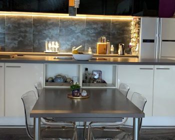 2020-02-19 09.07.45-fi21796555x586